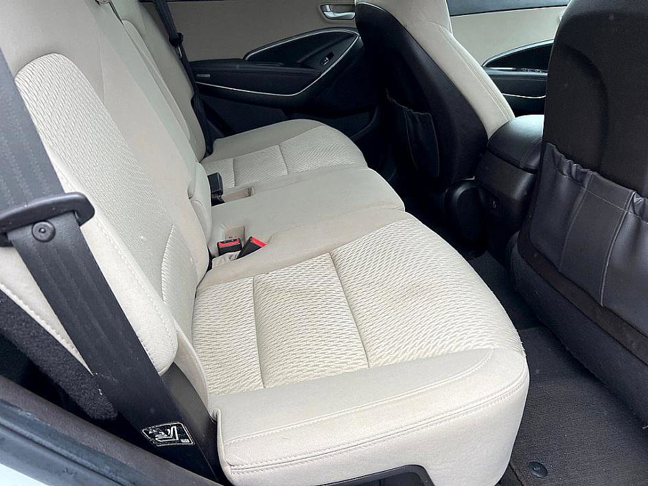 Used 2017 Hyundai Santa Fe Sport image 22