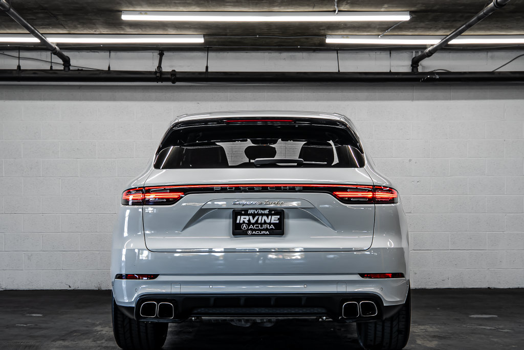 Used 2022 Porsche Cayenne Turbo AWD/4WD image 4