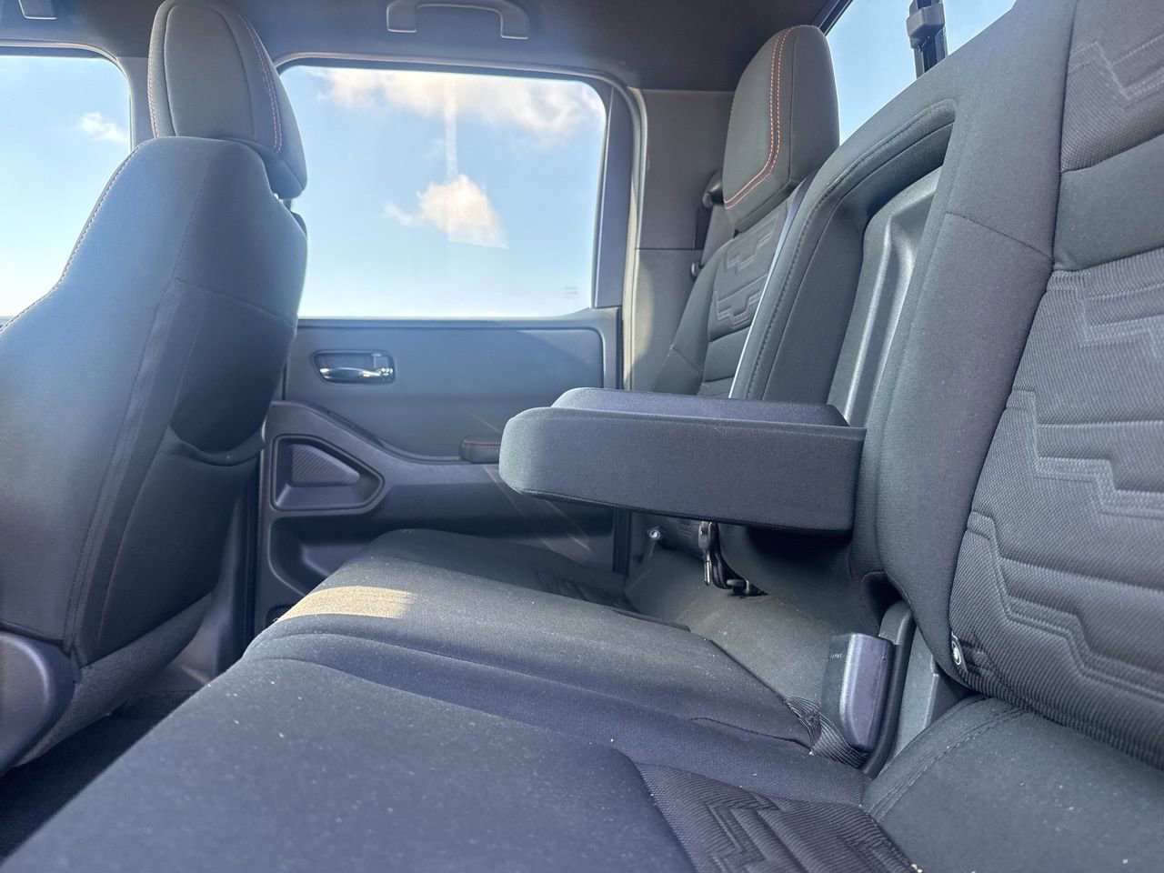 Certified 2024 Nissan Frontier Pro-X w/ Pro Convenience Package image 30