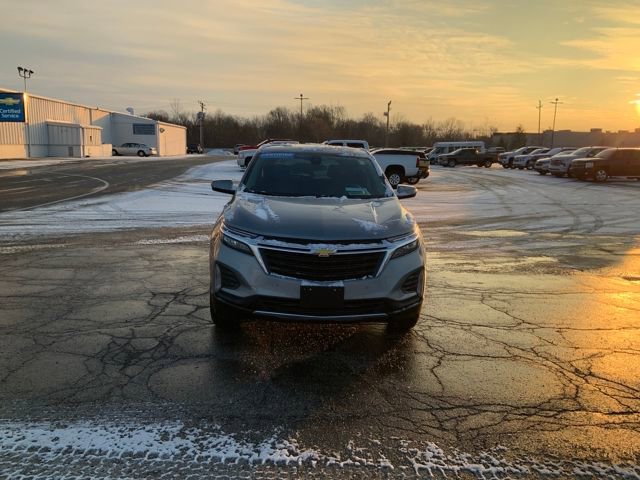 Used 2024 Chevrolet Equinox LT image 3
