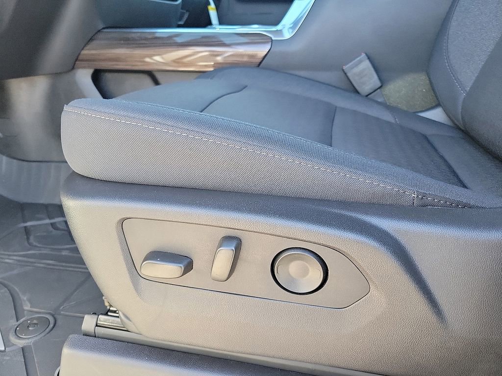 New 2026 Chevrolet Silverado 3500 LT w/ All Star Edition image 12