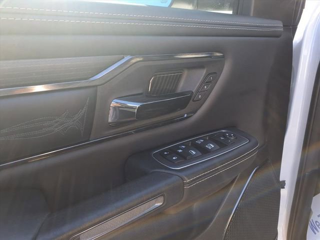 Used 2022 RAM 1500 Limited w/ Body Color Bumper Group image 18