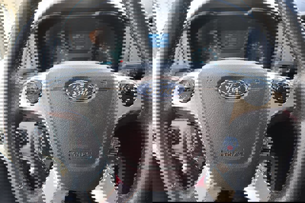 Used 2016 Ford Transit 350 XLT image 28