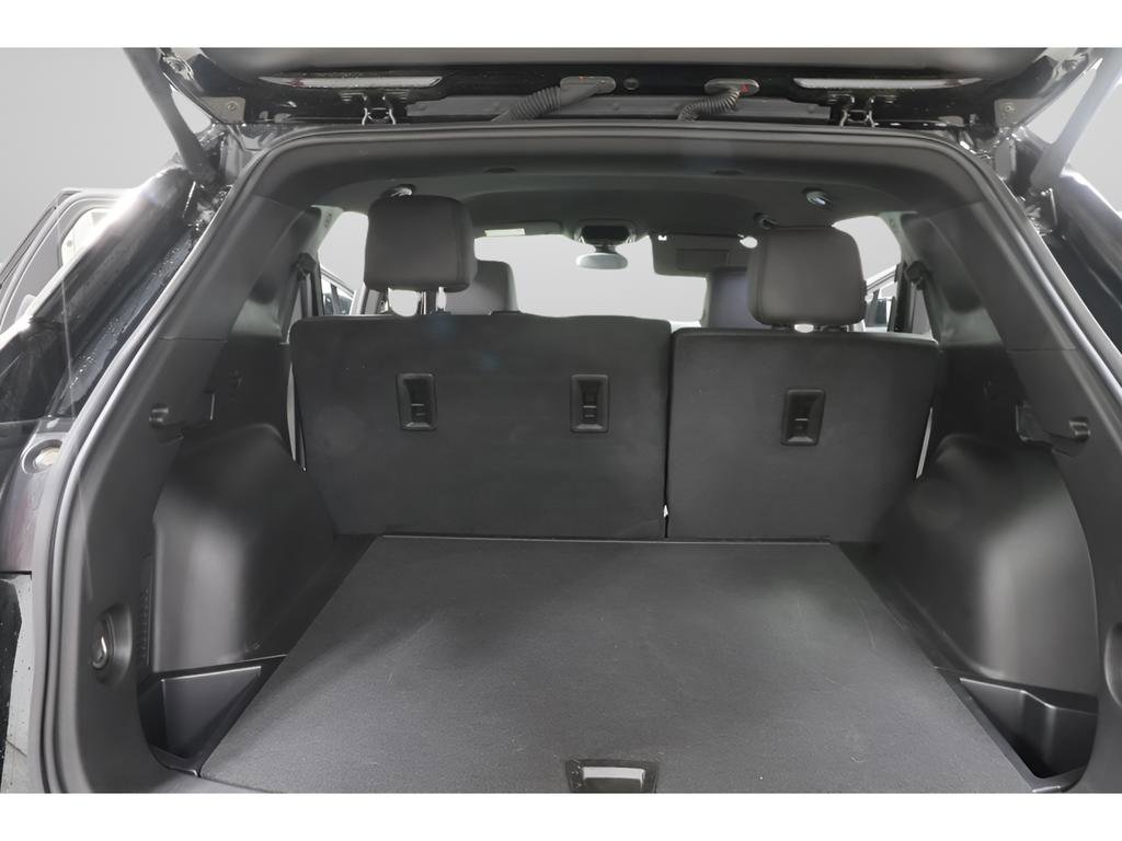 Used 2025 Chevrolet Blazer RS FWD image 27