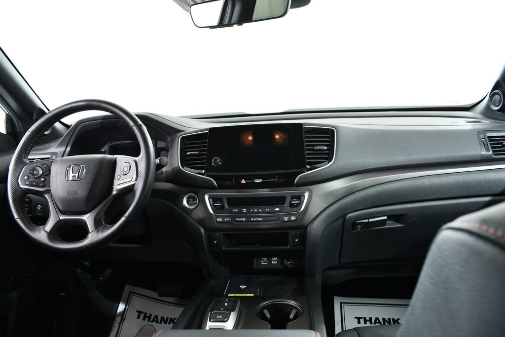 Used 2025 Honda Passport TrailSport image 7