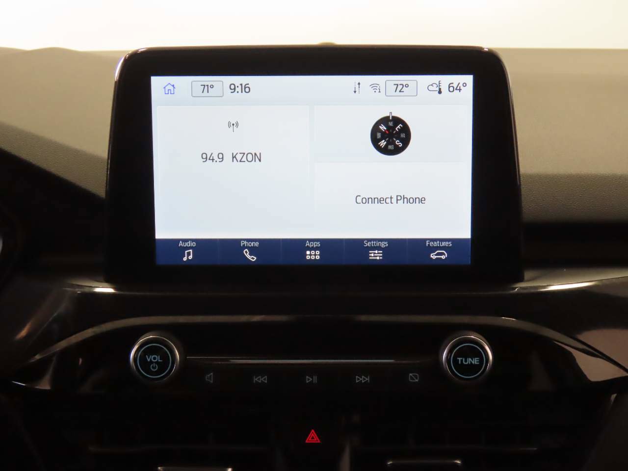 Used 2024 Ford Escape ST-Line w/ Cold Weather Package FWD image 12