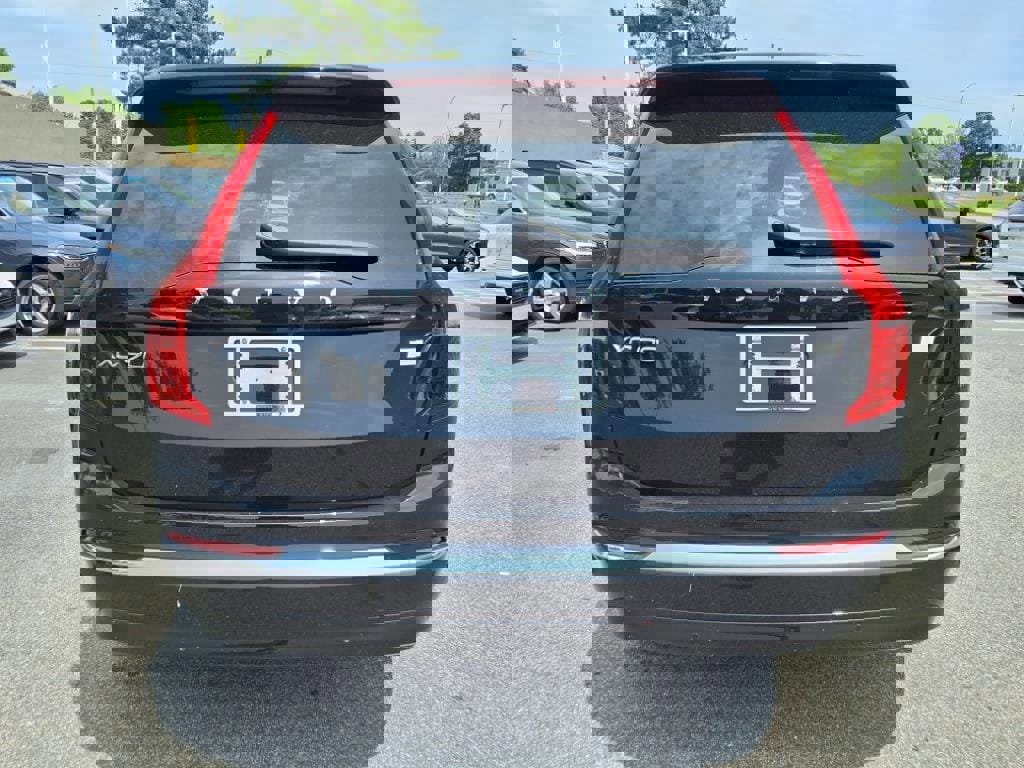 Used 2024 Volvo XC90 T8 Ultimate image 31