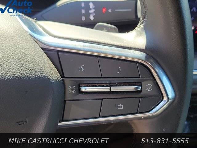 Used 2025 Chevrolet Suburban LT AWD/4WD image 13