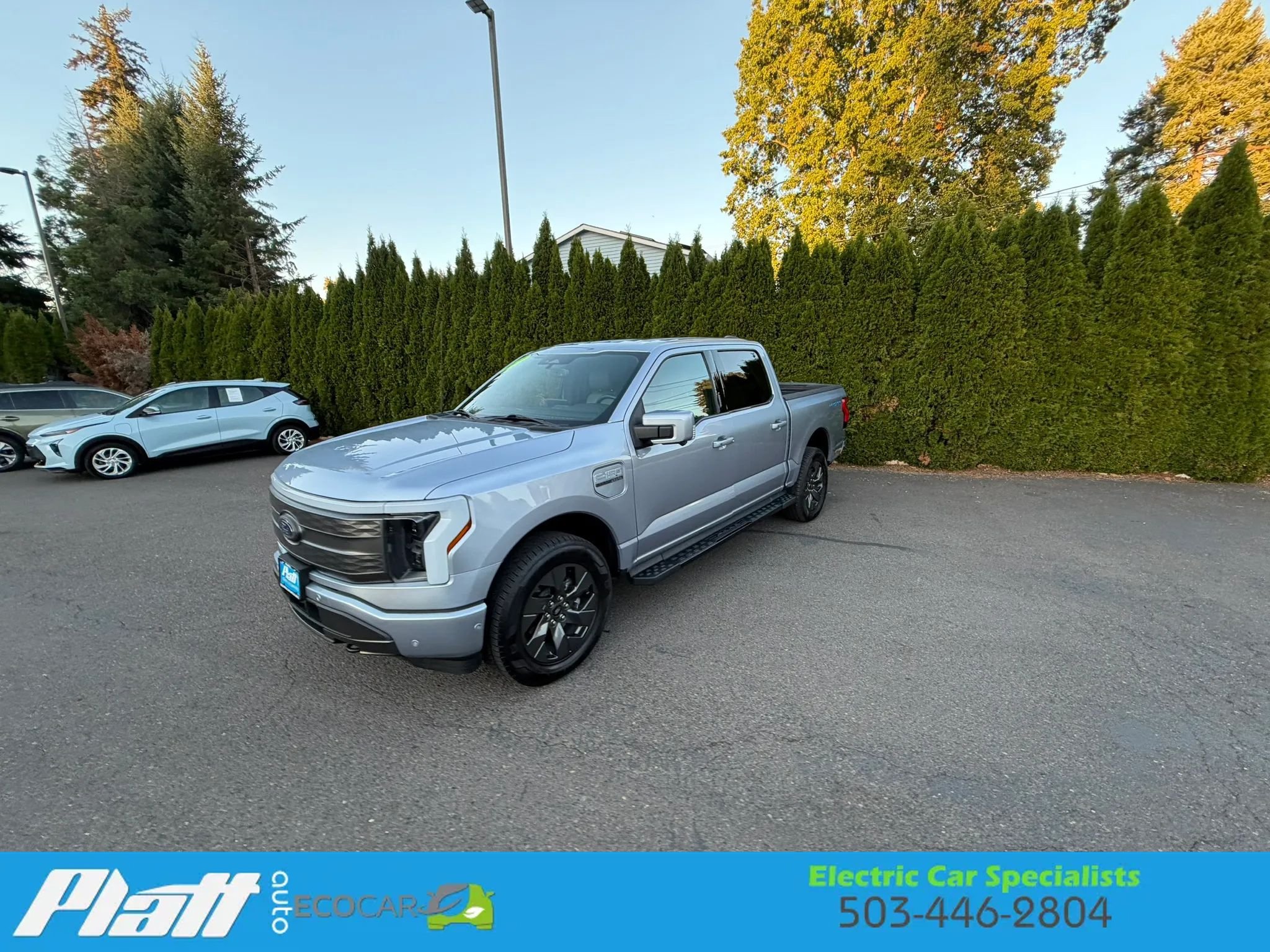 Used 2022 Ford F150 Lightning Lariat AWD/4WD image 3