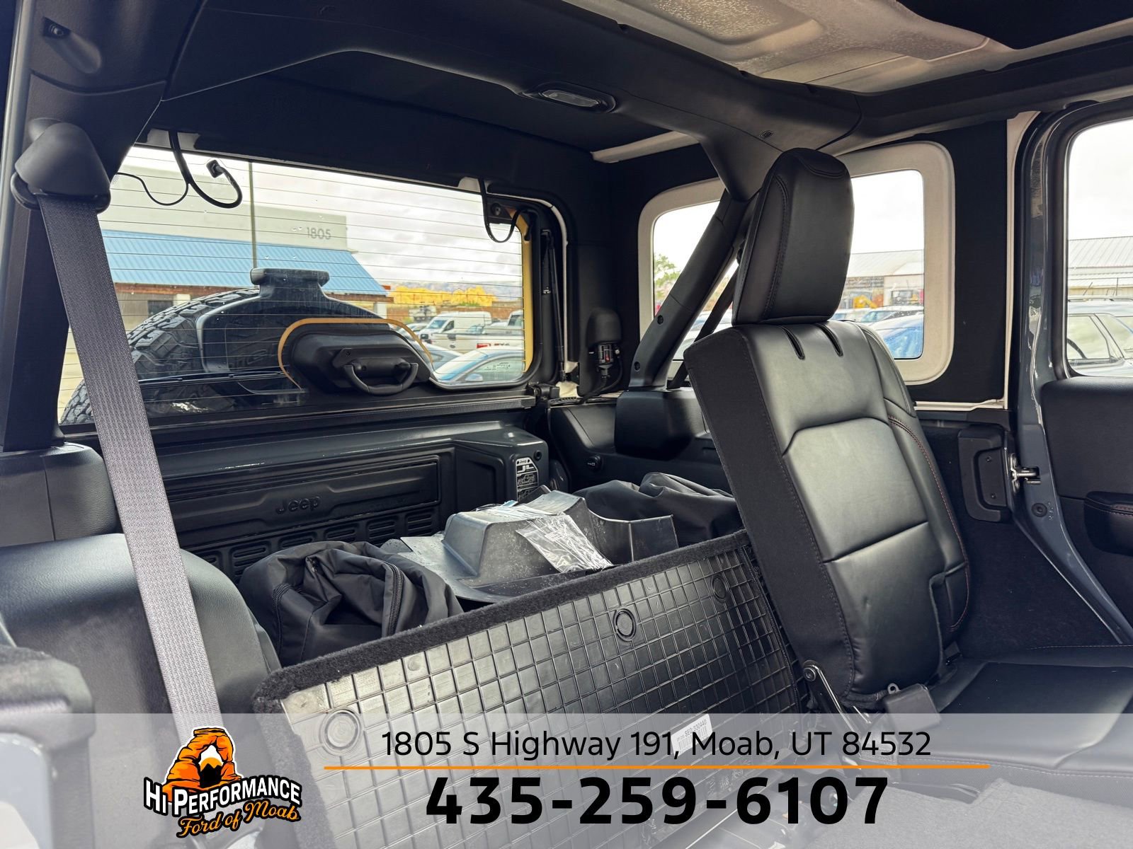 Used 2024 Jeep Wrangler Unlimited Rubicon AWD/4WD image 52