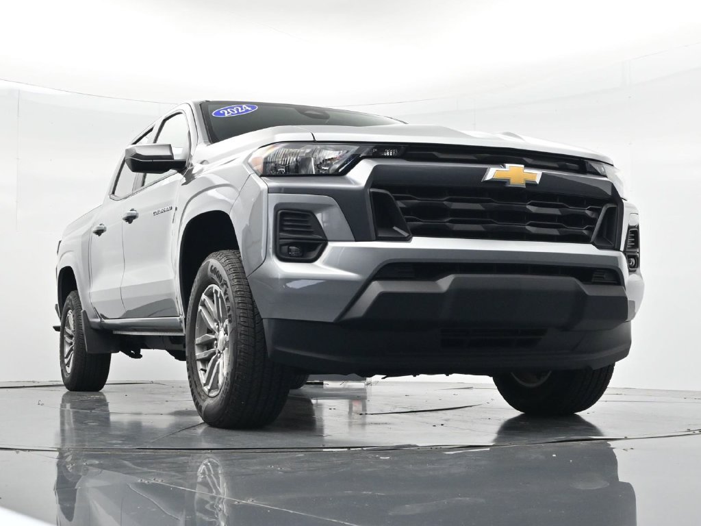 Used 2024 Chevrolet Colorado LT w/ LT Convenience Package RWD image 28