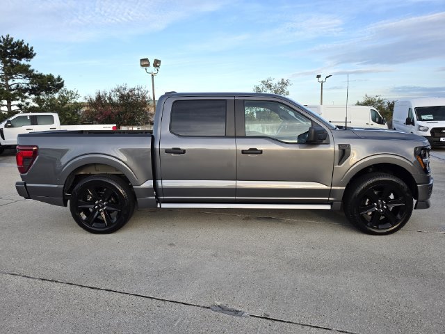 Used 2026 Ford F150 STX w/ F-150 LOBO Package AWD/4WD image 4