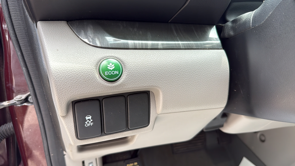 Used 2012 Honda CR-V EX-L image 18