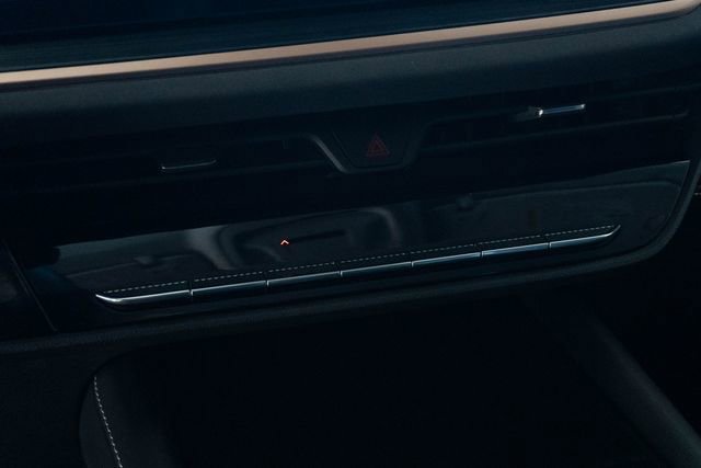 Used 2025 Buick Envision Sport Touring image 29