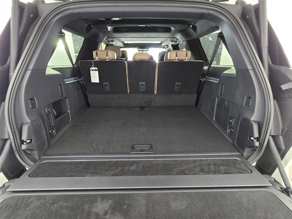 New 2026 Lincoln Navigator L Black Label image 14