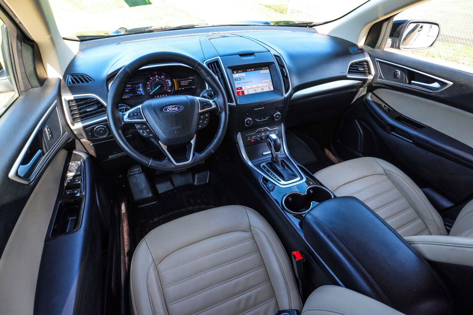 Used 2018 Ford Edge SEL w/ Equipment Group 201A AWD/4WD image 23