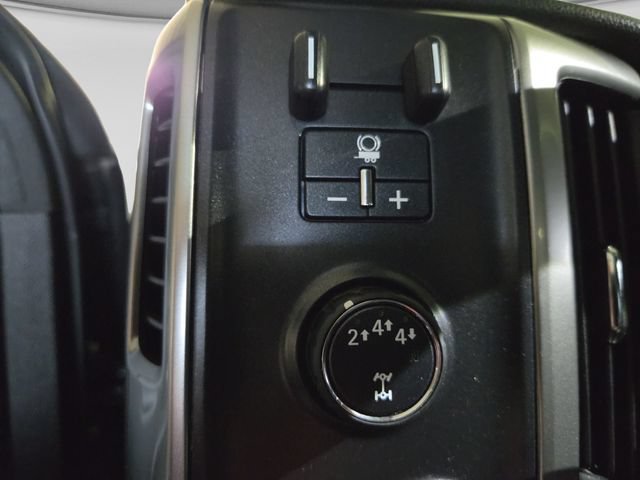 Used 2018 Chevrolet Silverado 2500 LTZ w/ Duramax Plus Package AWD/4WD image 39