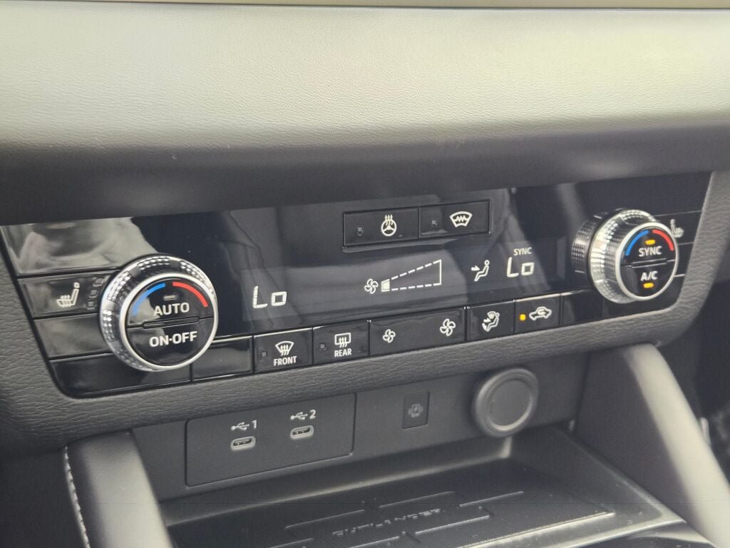New 2026 Mitsubishi Outlander SE AWD/4WD image 24