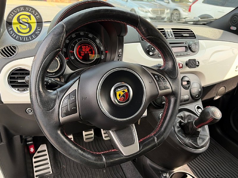 Used 2013 FIAT 500 Abarth w/ Beats Audio Pkg FWD image 20