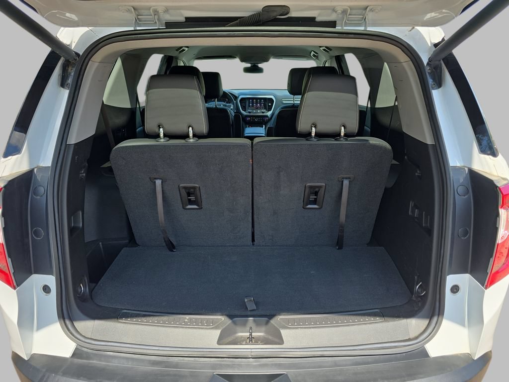 Used 2023 GMC Acadia SLT w/ Preferred Package FWD image 13