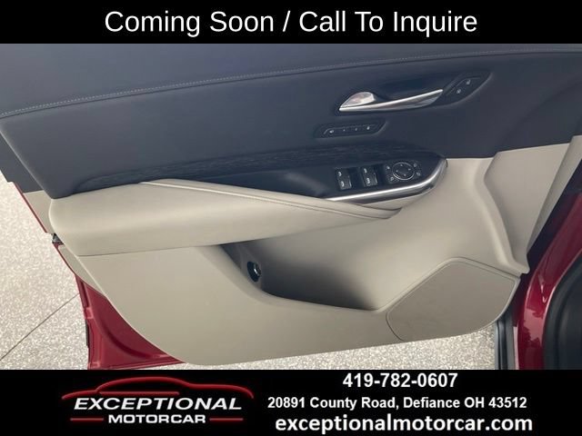 Used 2021 Cadillac XT4 Premium Luxury w/ Cold Weather Package AWD/4WD image 35