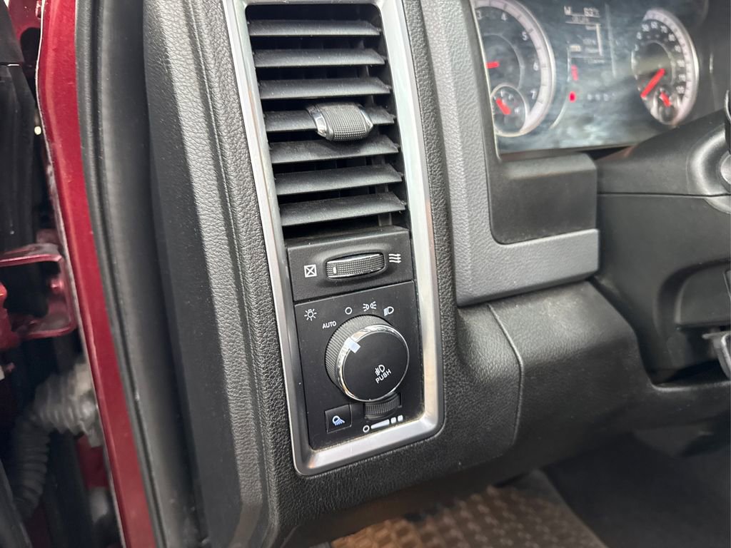 Used 2020 RAM 1500 Classic Warlock image 33