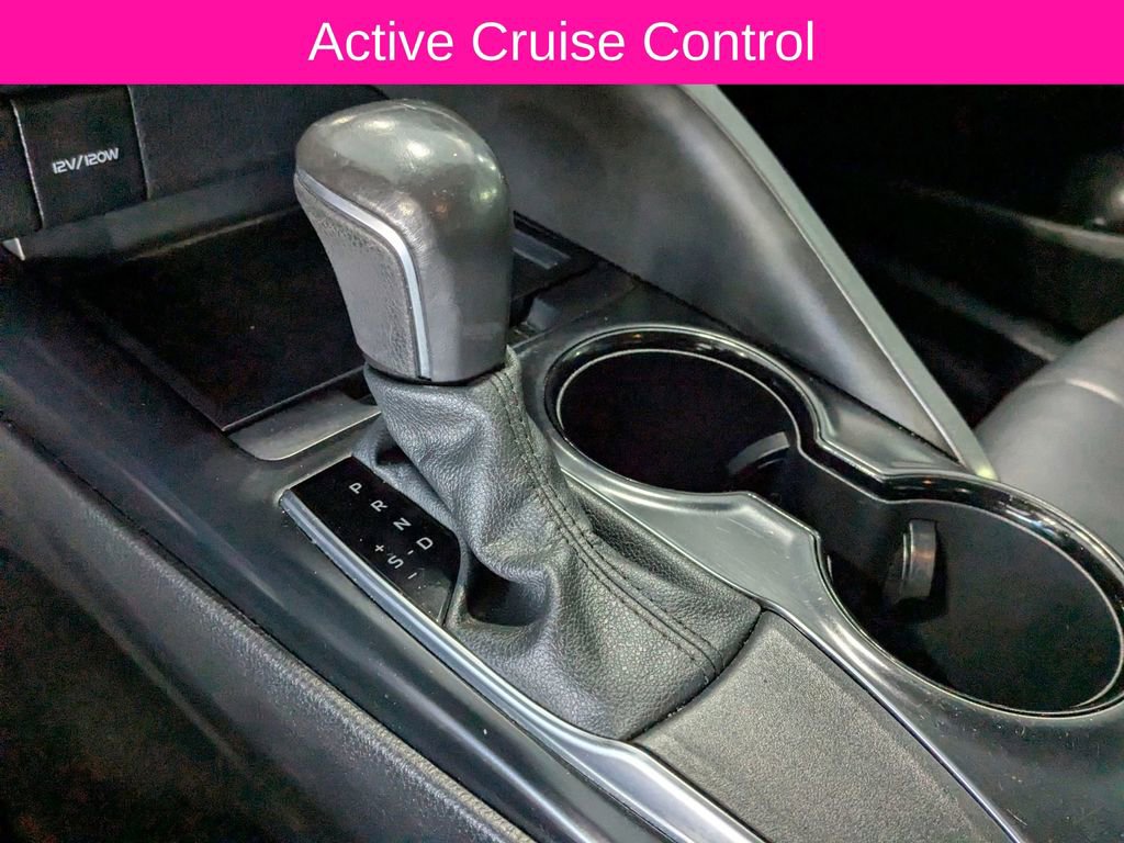 Used 2020 Toyota Camry SE image 13