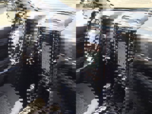 Used 2024 Ford Ranger XLT w/ FX4 Off-Road Package image 9