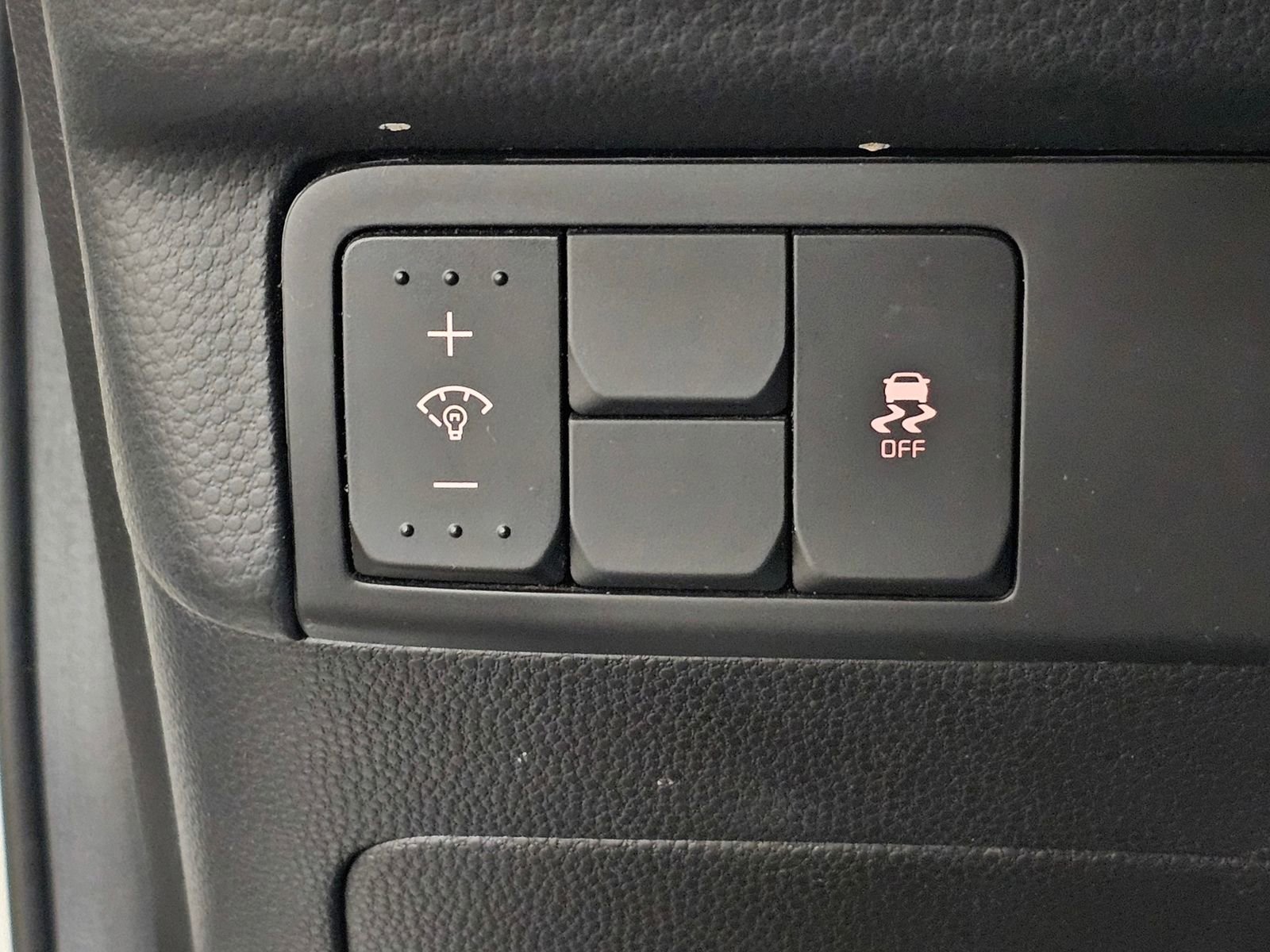 Used 2018 Kia Soul w/ Convenience Package FWD image 24