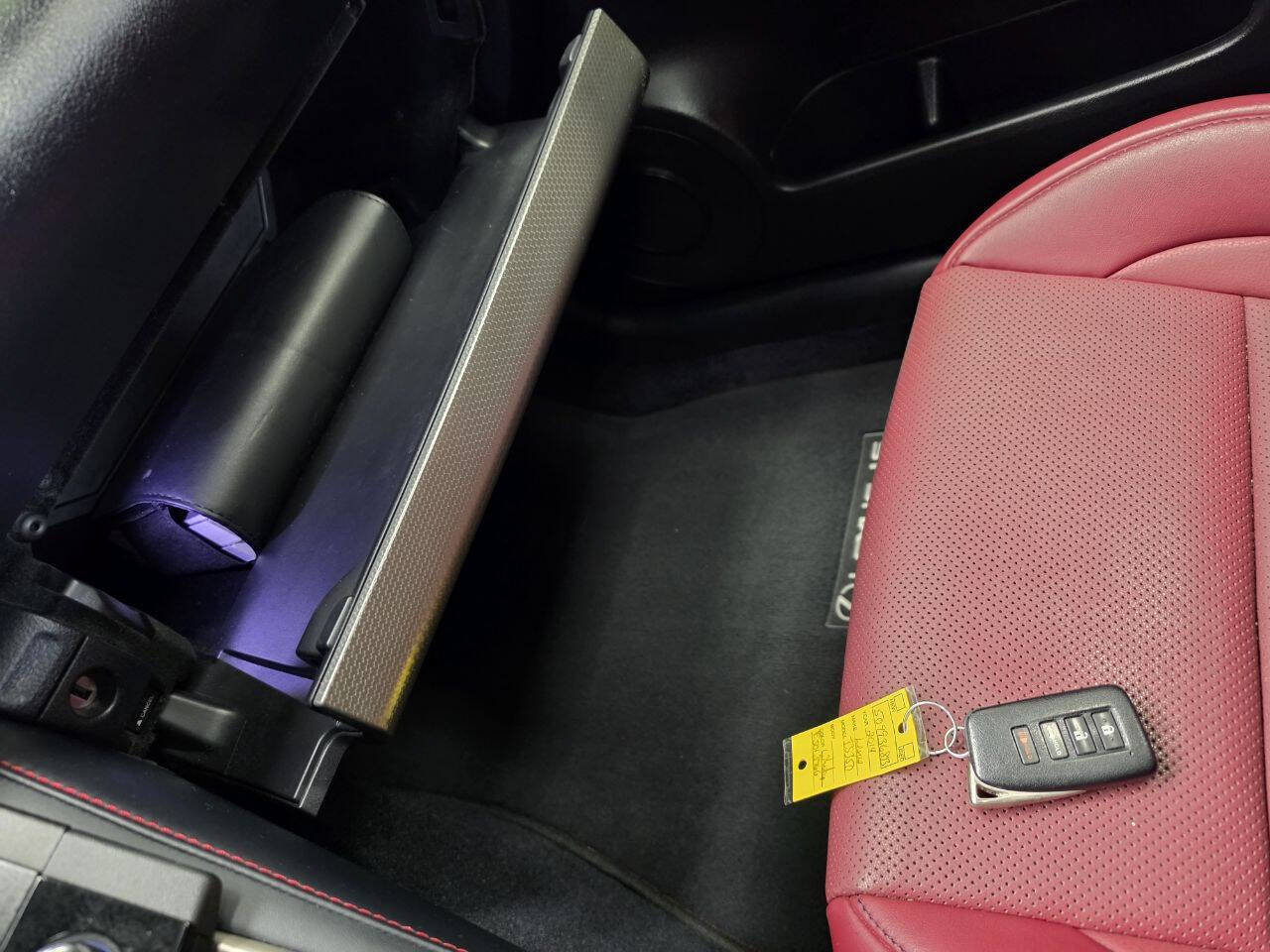Used 2014 Lexus IS 350 w/ F Sport Package RWD image 34