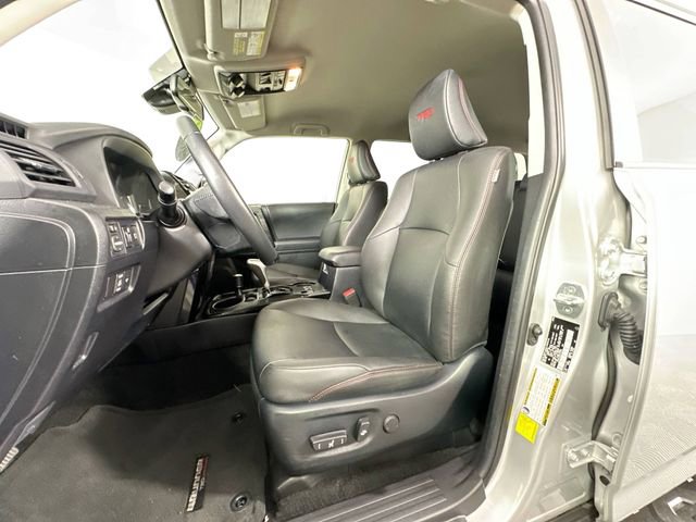 Used 2024 Toyota 4Runner TRD Off-Road Premium image 18