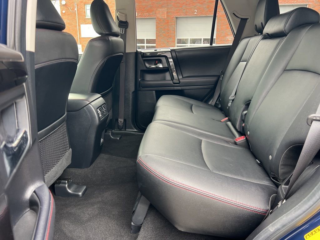 Used 2020 Toyota 4Runner Venture image 26