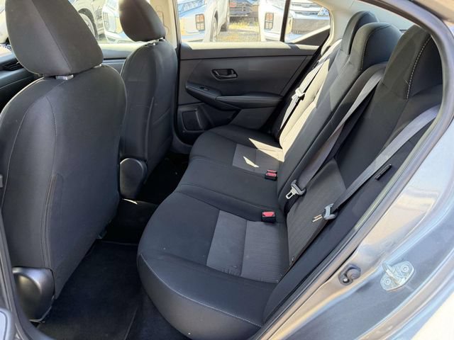 Used 2024 Nissan Sentra SV FWD image 15