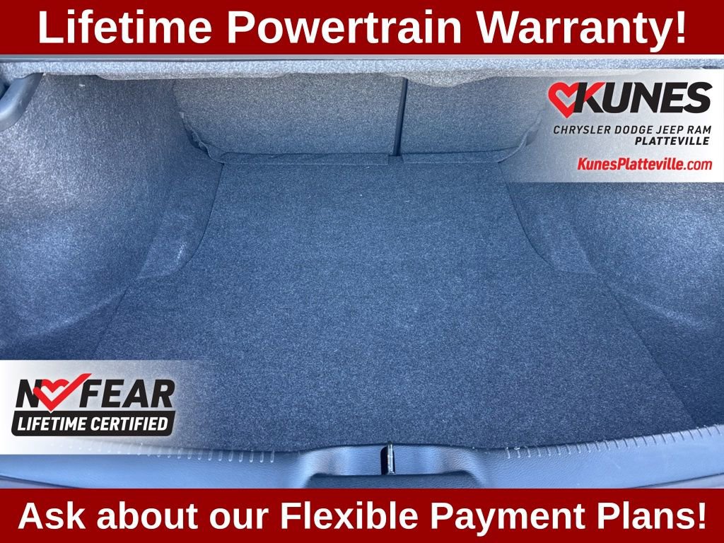 Used 2021 Chrysler 300 Touring L image 26