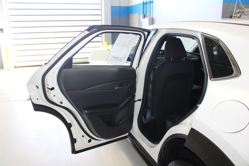 Used 2023 MAZDA CX-30 AWD 2.5 S image 16