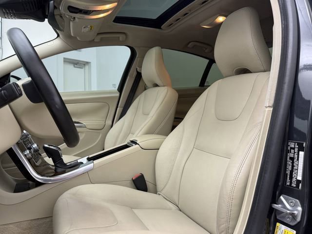 Used 2015 Volvo S60 T5 Platinum image 13