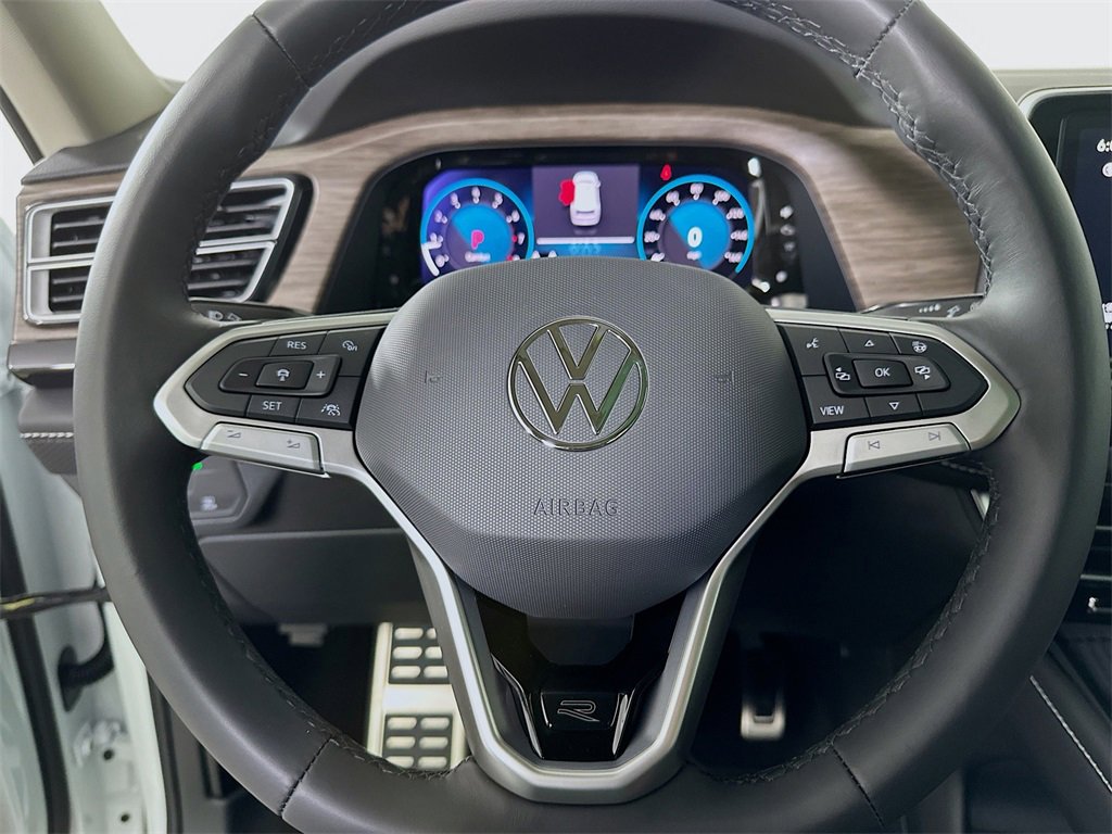 New 2026 Volkswagen Atlas SEL Premium R-Line image 18