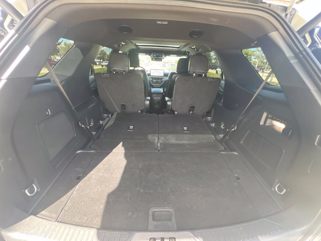 Used 2025 Ford Explorer ST AWD/4WD image 14