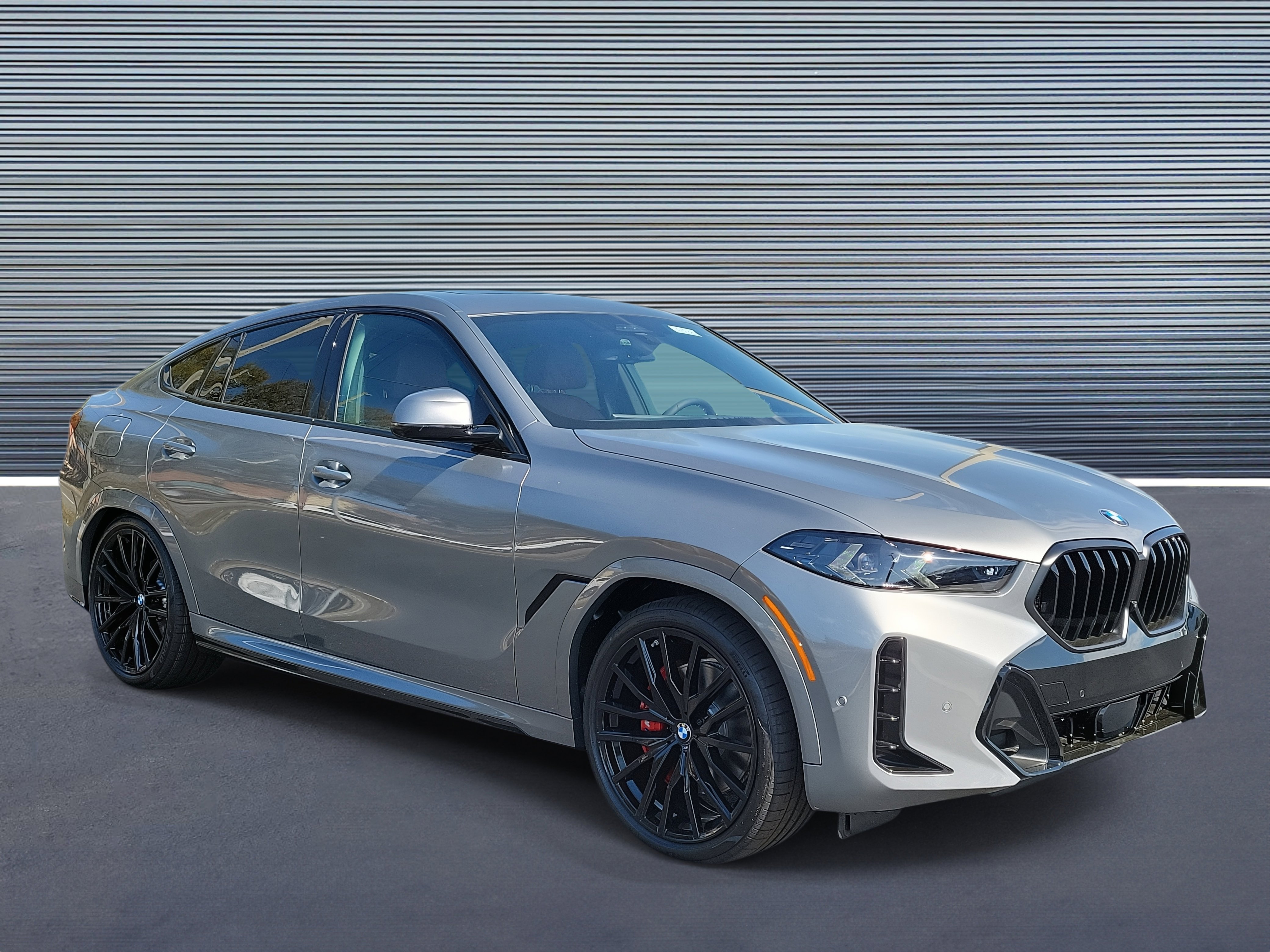 New 2026 BMW X6 xDrive40i image 2