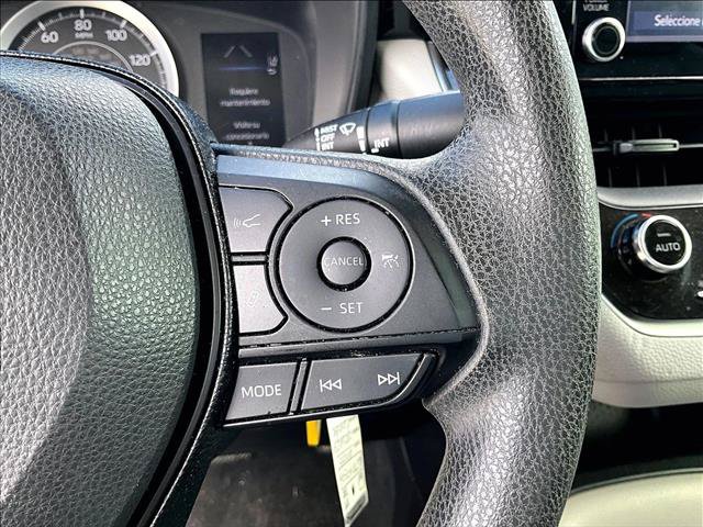 Used 2020 Toyota Corolla LE FWD image 21