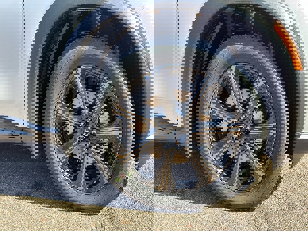 New 2026 INFINITI QX60 Autograph w/ Dark Cargo Package image 10