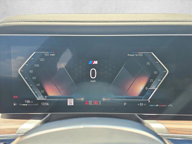 Used 2023 BMW 740i w/ Parking Assistance Package RWD image 11