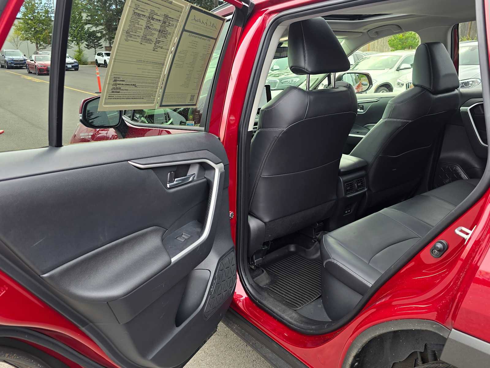 Used 2023 Toyota RAV4 XLE Premium AWD/4WD image 15