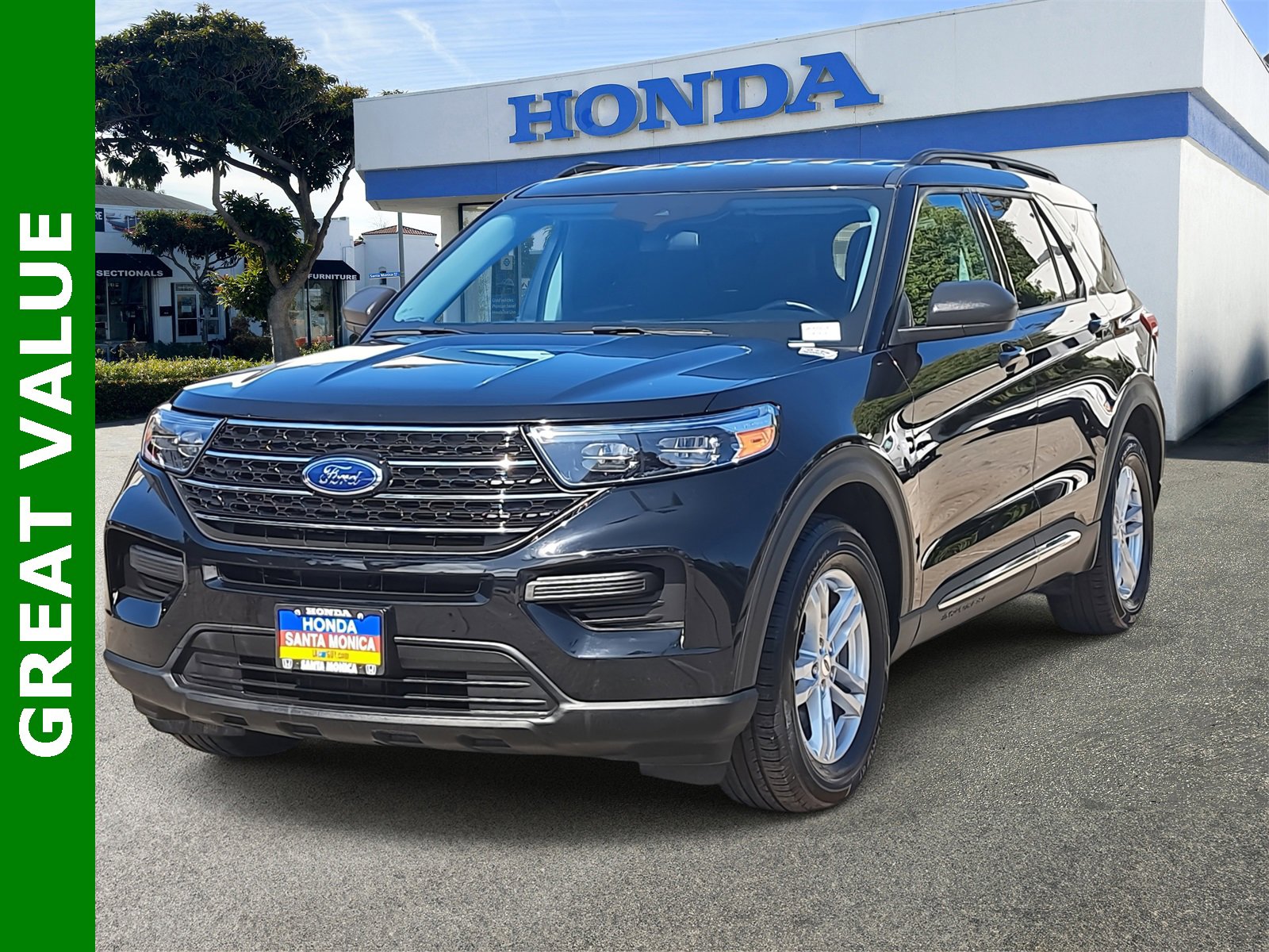 Used 2023 Ford Explorer XLT