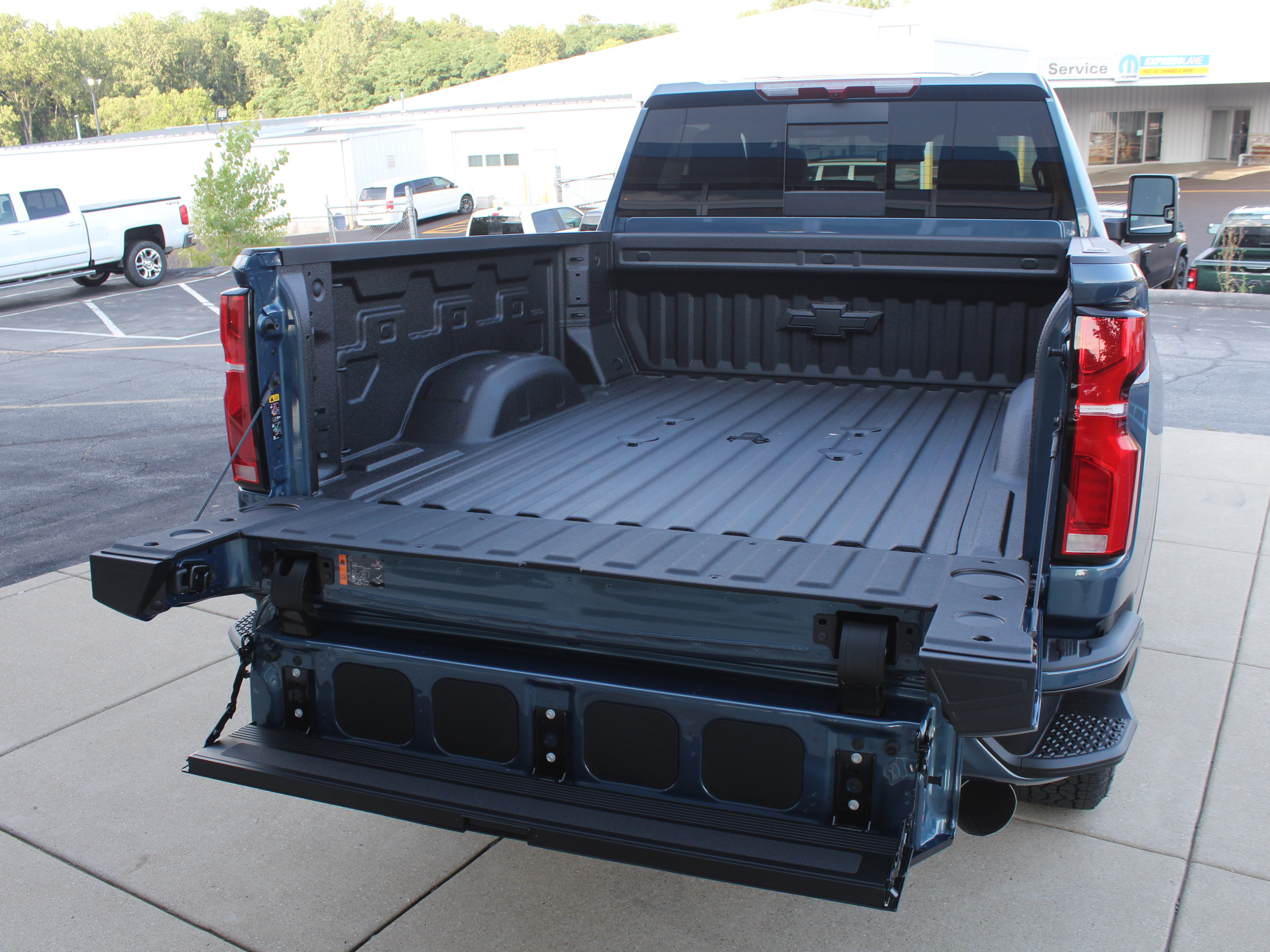 New 2026 Chevrolet Silverado 2500 High Country AWD/4WD image 17