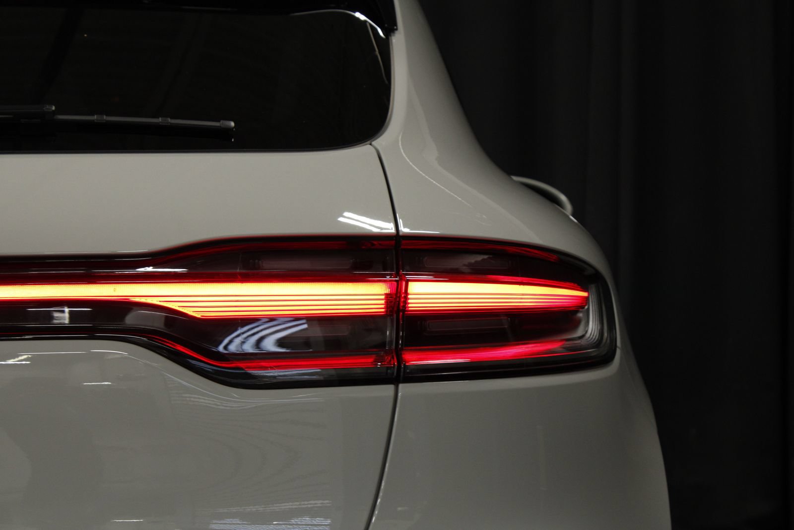 New 2026 Porsche Macan AWD/4WD image 12