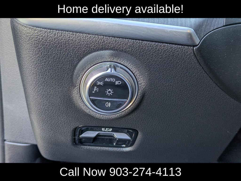 Used 2023 Mercedes-Benz C 300 4MATIC Sedan image 25