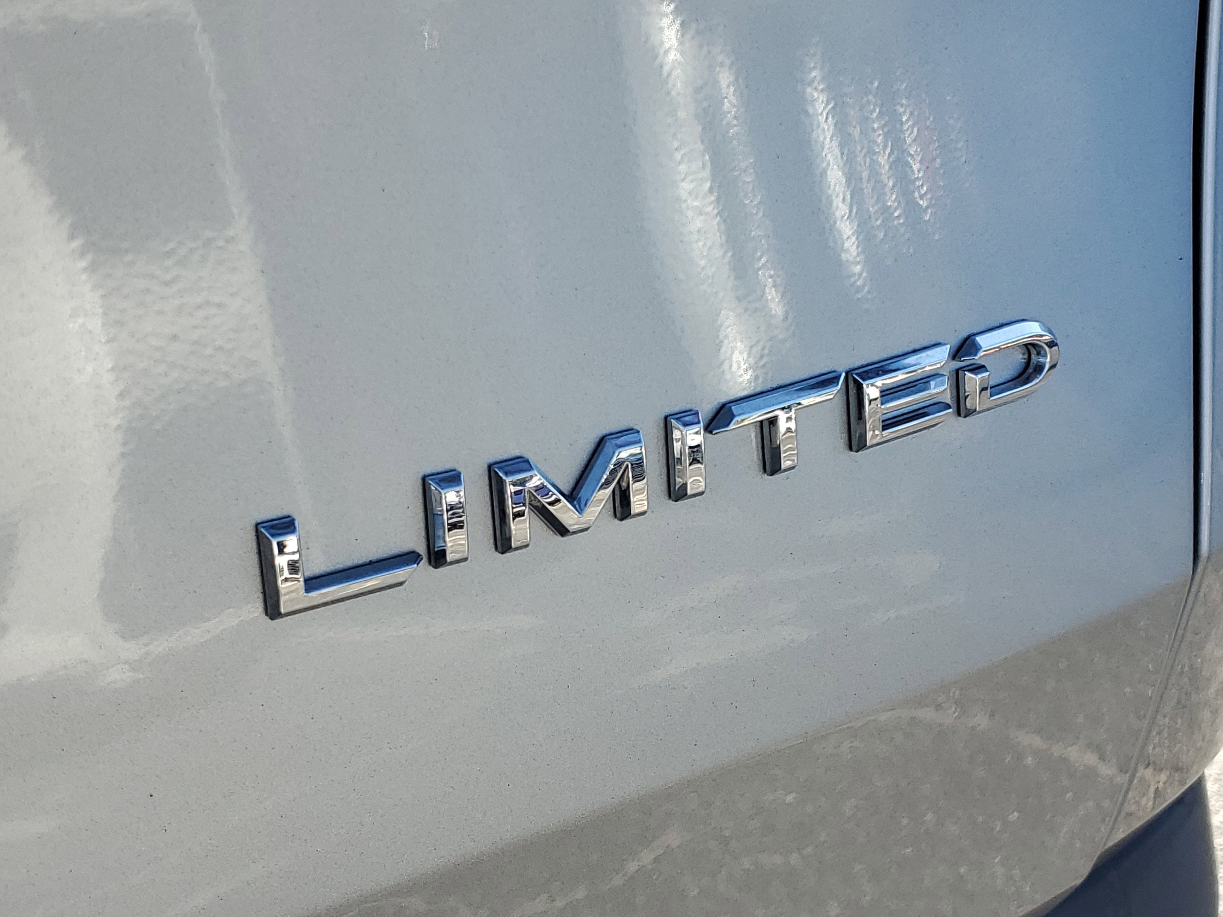 Certified 2024 Toyota Grand Highlander Limited image 6