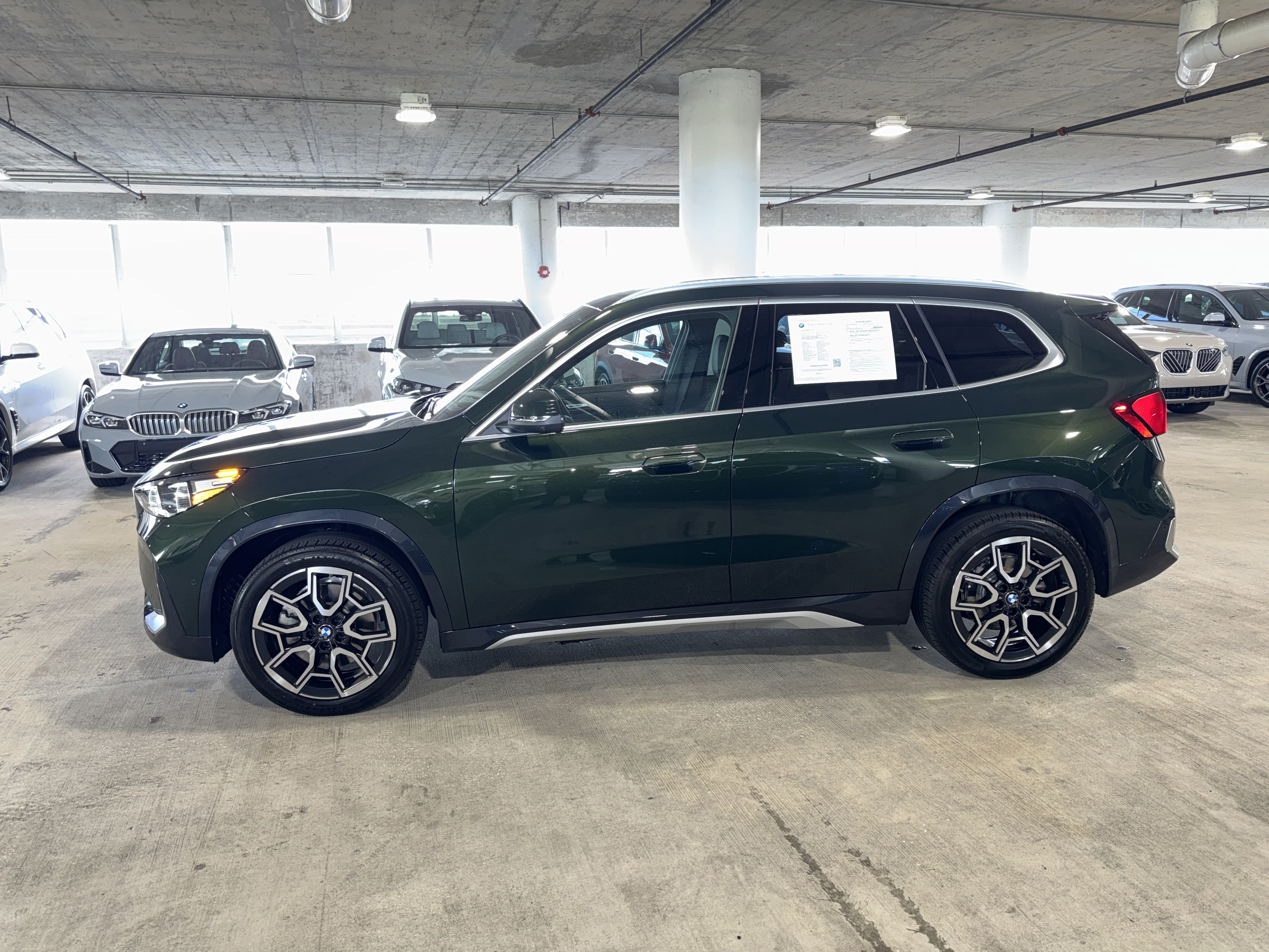Certified 2025 BMW X1 xDrive28i AWD/4WD image 5