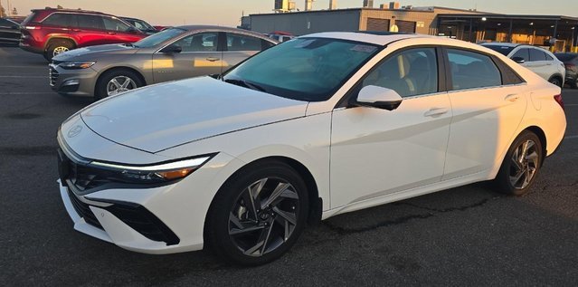 Used 2024 Hyundai Elantra Limited